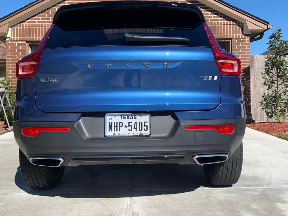 2020 Volvo XC40 - Image 15 of 31
