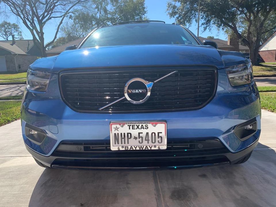 2020 Volvo XC40 - Image 24 of 31