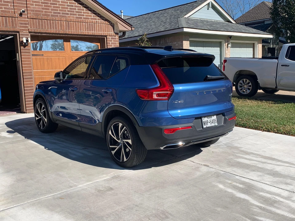 2020 Volvo XC40 - Image 12 of 31