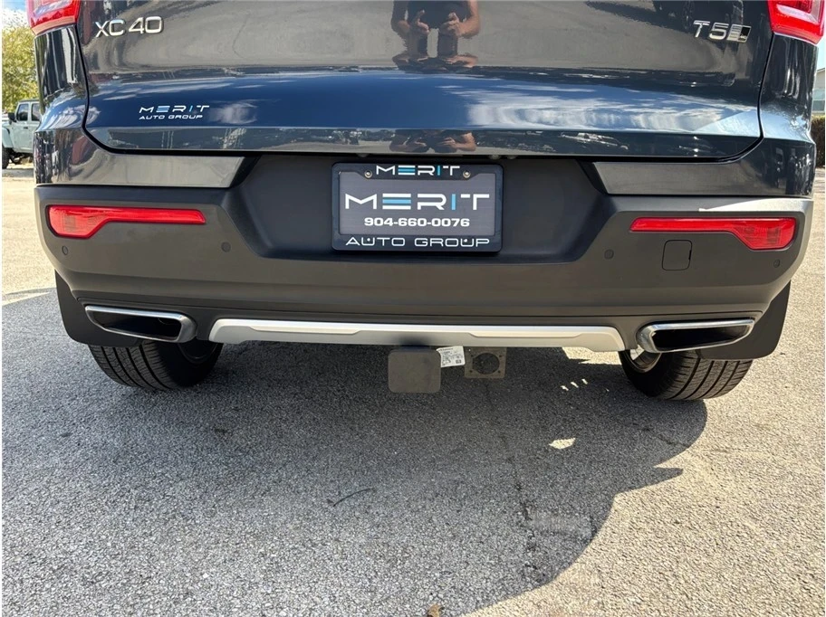 2020 Volvo XC40 - Image 17 of 21