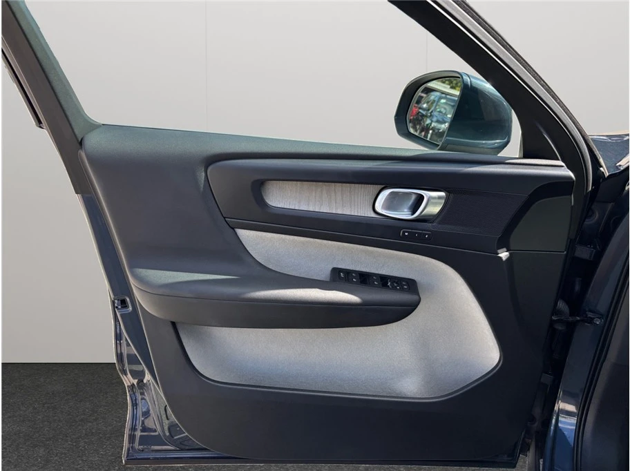 2020 Volvo XC40 - Image 21 of 21