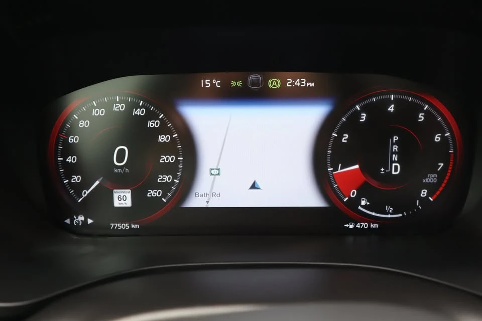 2020 Volvo XC60 2nd Gen - Image 11 of 20