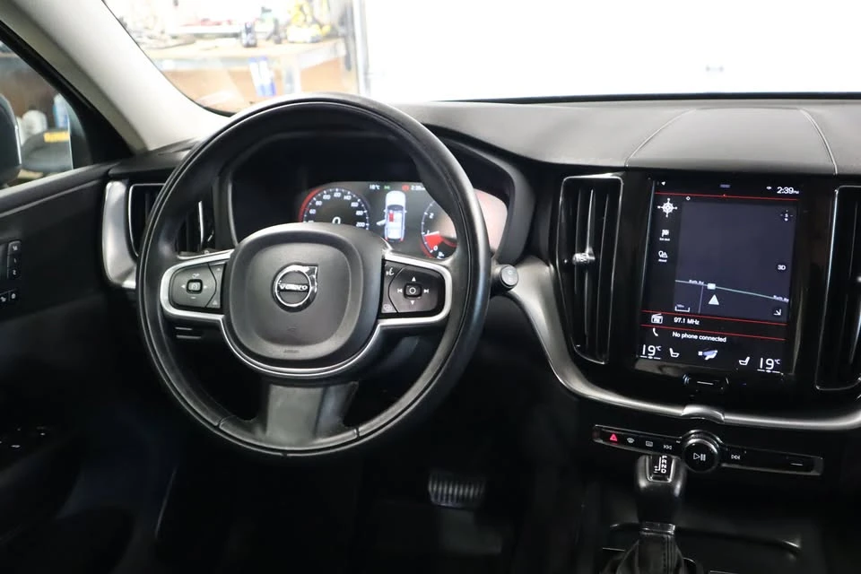 2020 Volvo XC60 2nd Gen - Image 8 of 20