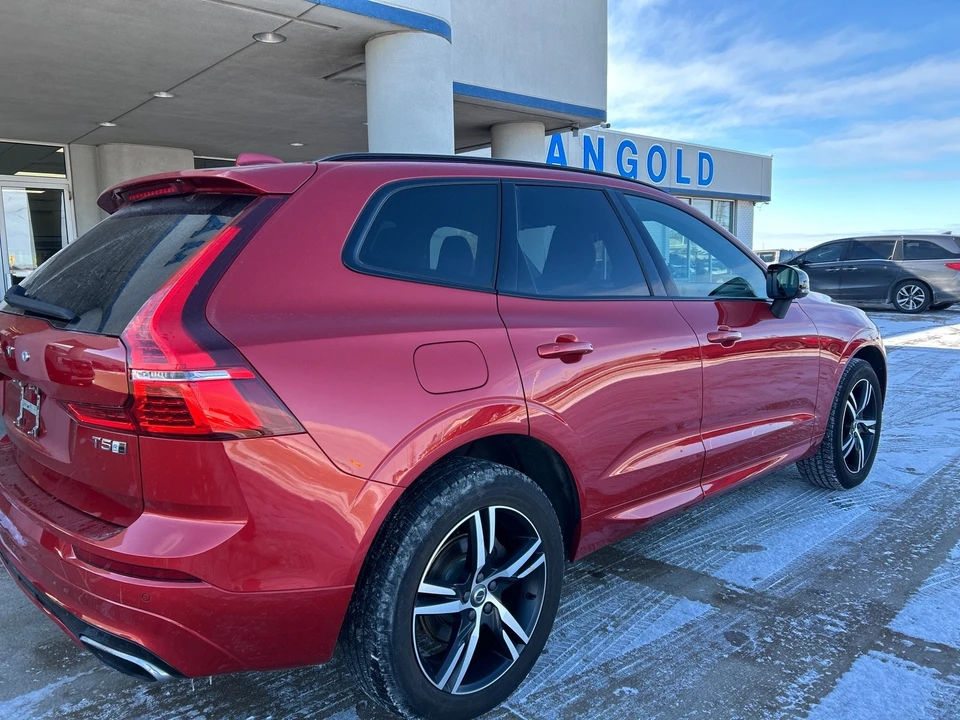 2020 Volvo XC60 2nd Gen - Image 11 of 21