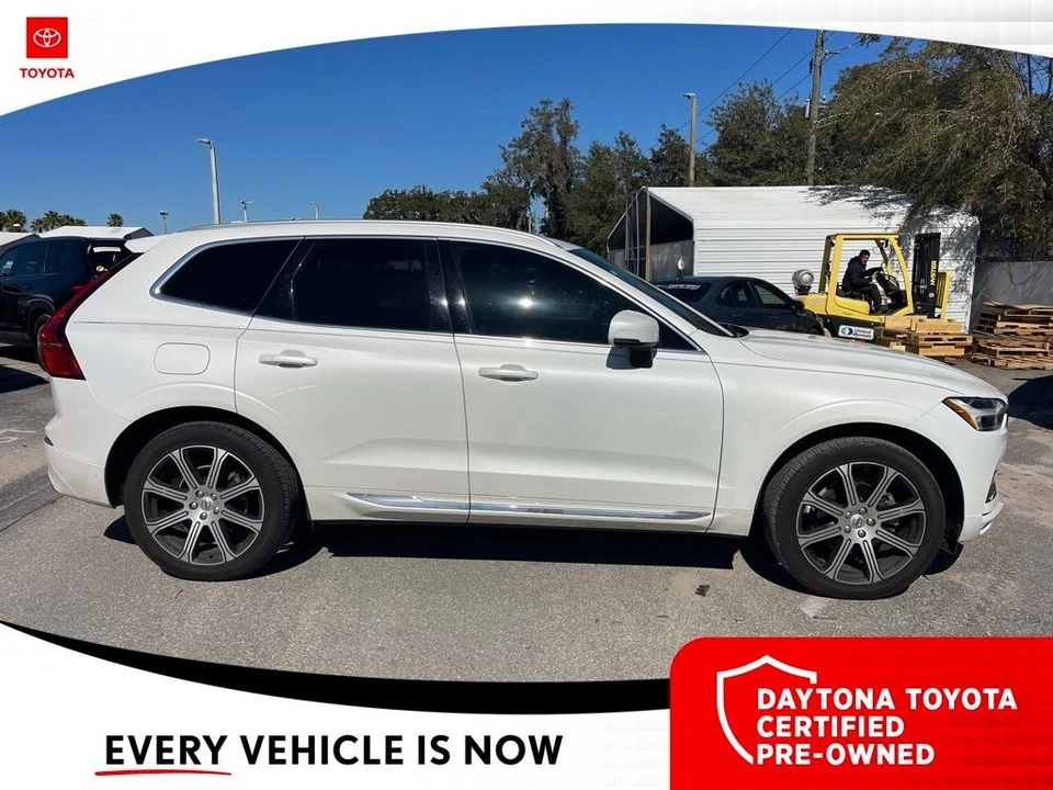 2020 Volvo XC60 2nd Gen - Image 2 of 10