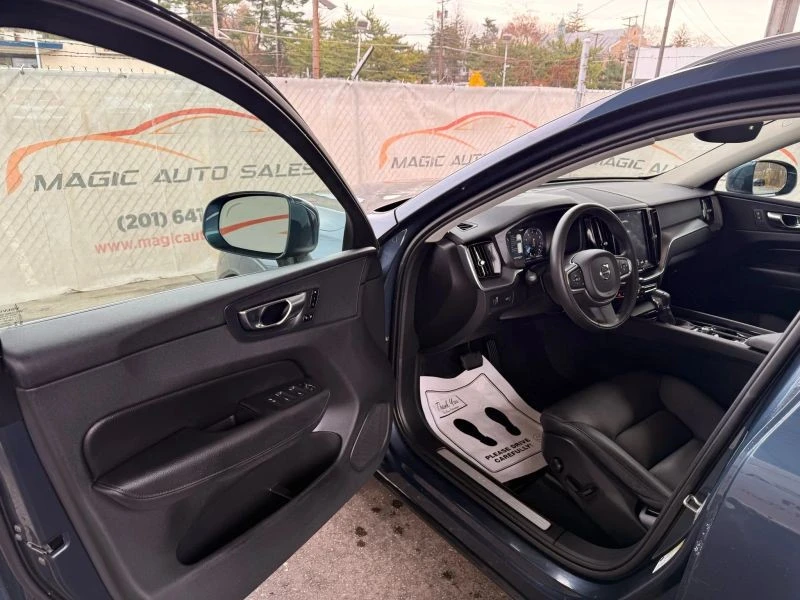 2020 Volvo XC60 2nd Gen - Image 12 of 12