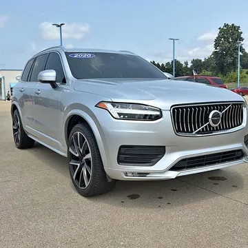 2020 Volvo XC90 Momentum