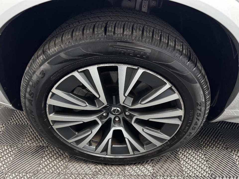 2020 Volvo XC90 2nd Gen - Image 19 of 21