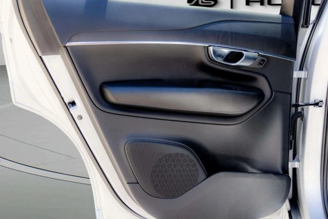 2020 Volvo XC90 2nd Gen - Image 21 of 21