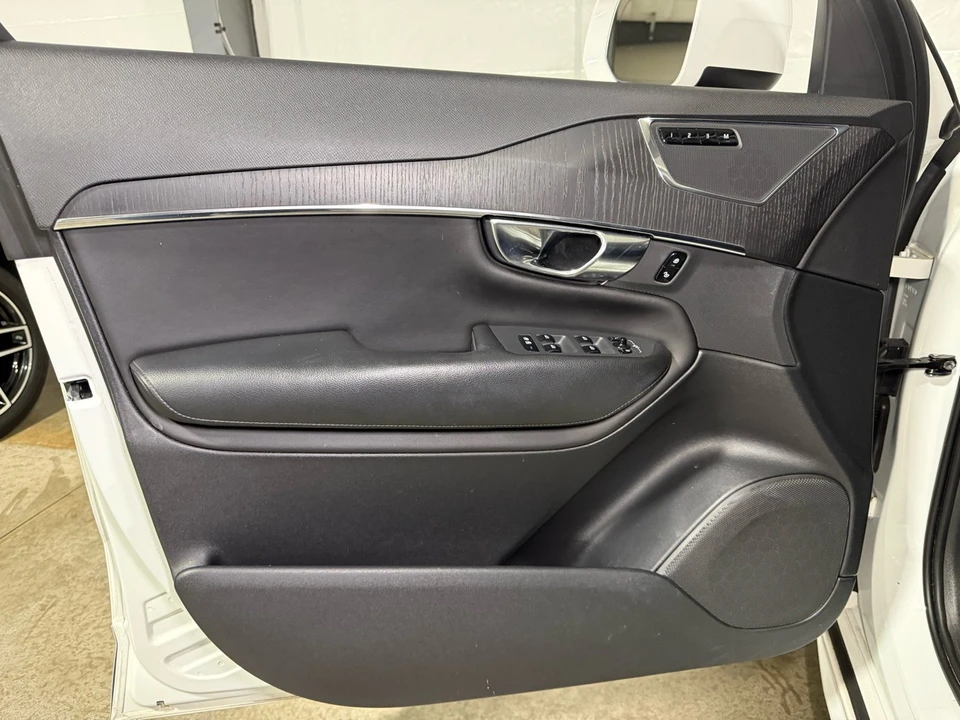 2020 Volvo XC90 2nd Gen - Image 12 of 21