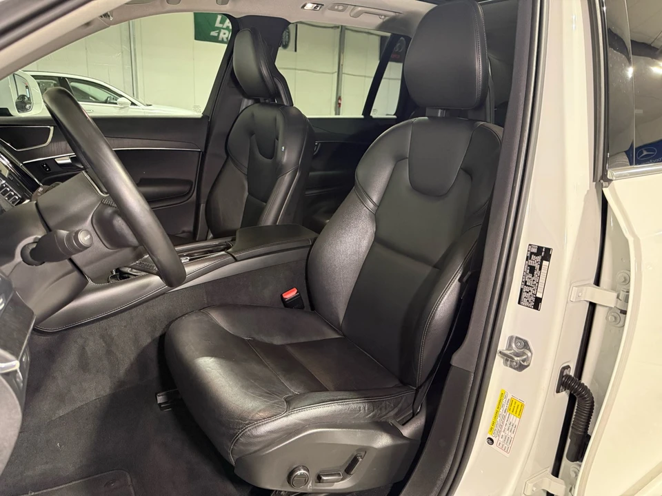 2020 Volvo XC90 2nd Gen - Image 11 of 21