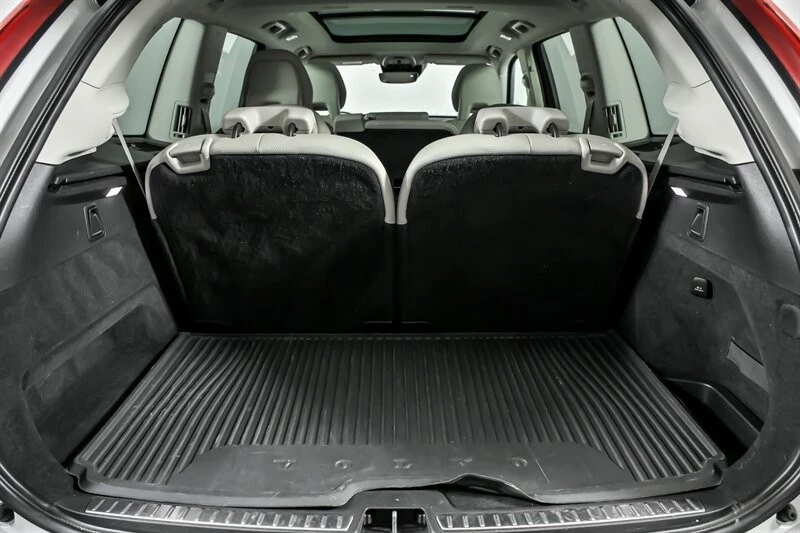 2020 Volvo XC90 2nd Gen - Image 14 of 21