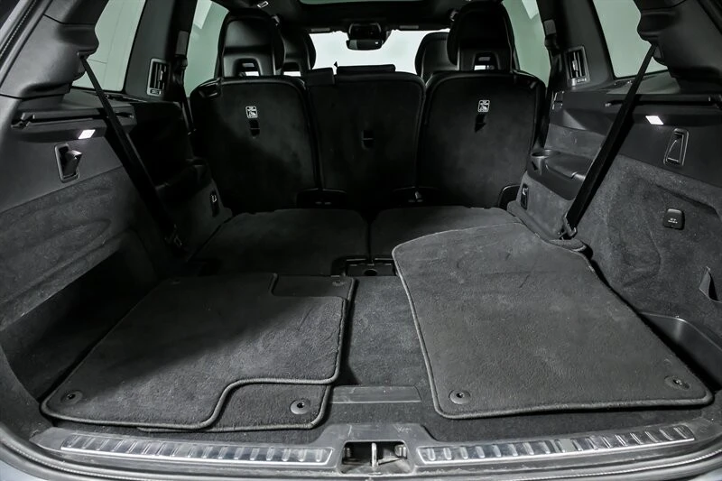 2020 Volvo XC90 2nd Gen - Image 13 of 21