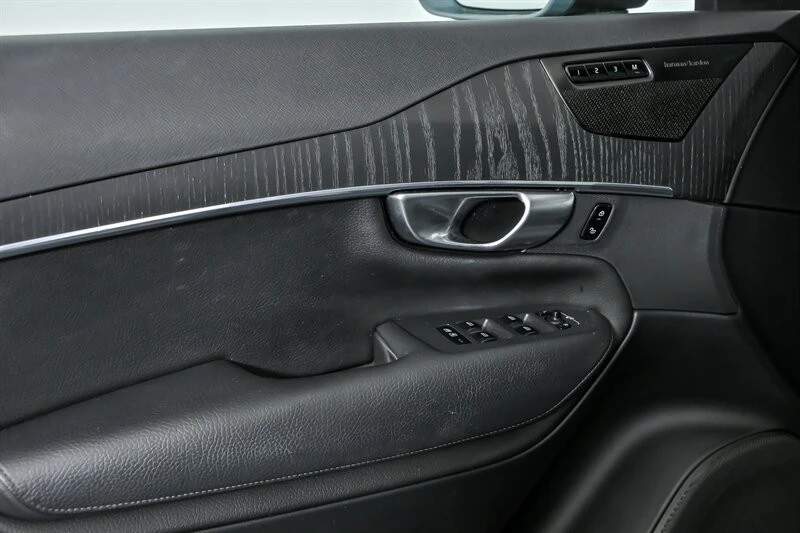 2020 Volvo XC90 2nd Gen - Image 15 of 21