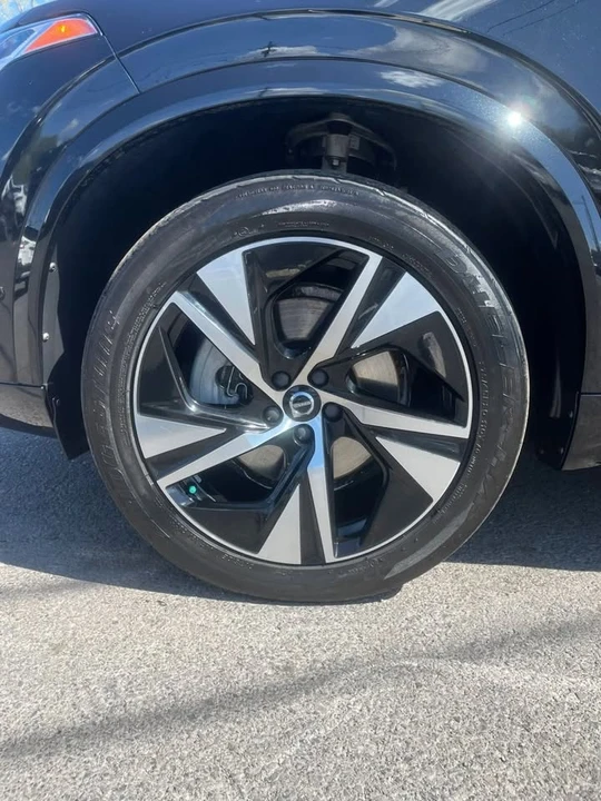 2020 Volvo XC90 2nd Gen - Image 9 of 20