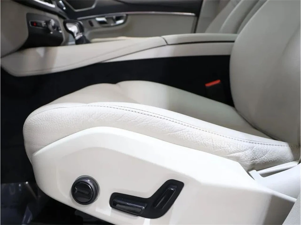 2020 Volvo XC90 2nd Gen - Image 15 of 31