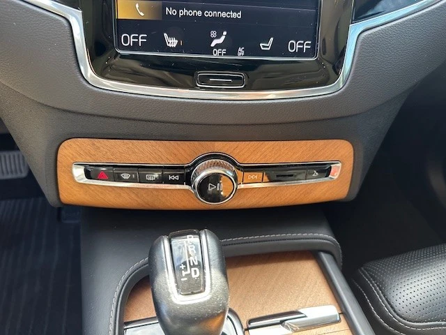 2020 Volvo XC90 2nd Gen - Image 13 of 21