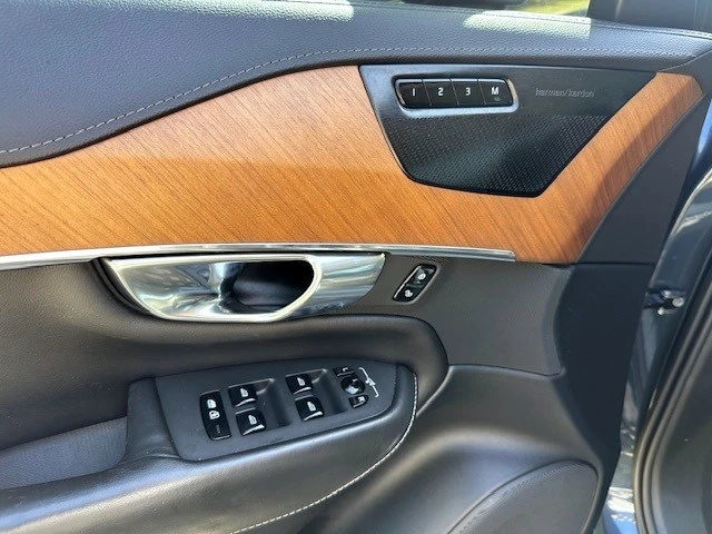 2020 Volvo XC90 2nd Gen - Image 9 of 21