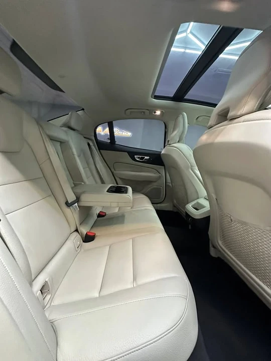 2020 Volvo S60 3rd Gen - Image 15 of 20