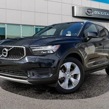 2020 Volvo XC40 Momentum T5 AWD