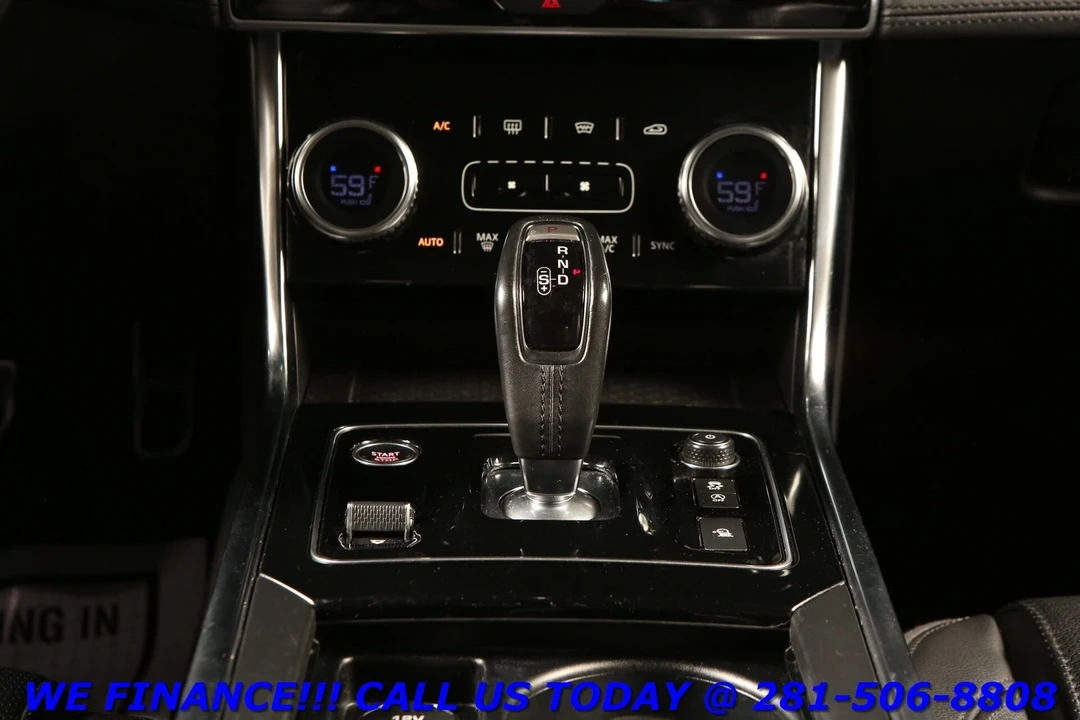 2020 Jaguar XE - Image 19 of 21