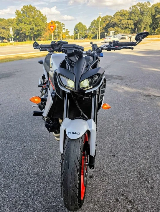 2020 Yamaha YZF - Image 2 of 11
