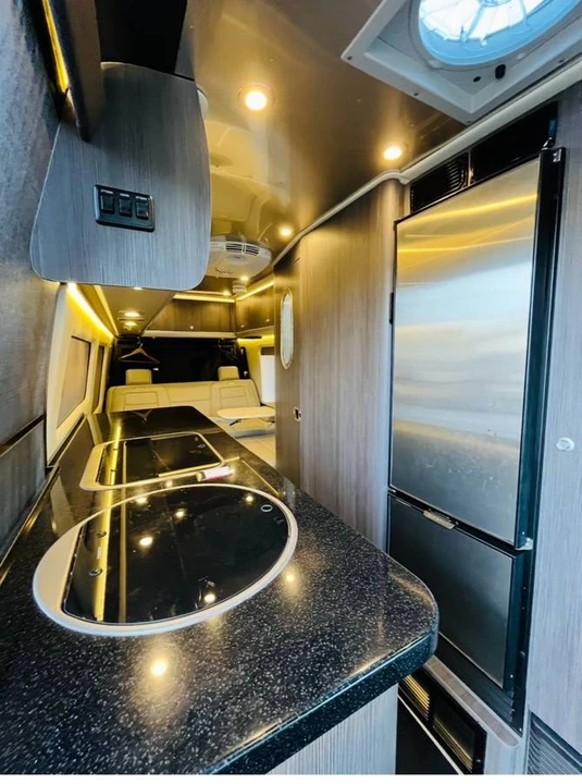 2020 Mercedes-Benz VS30 Sprinter - Image 11 of 19