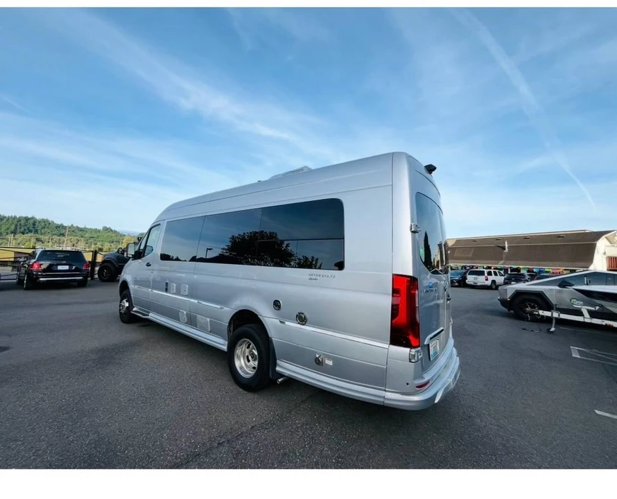 2020 Mercedes-Benz VS30 Sprinter - Image 2 of 19