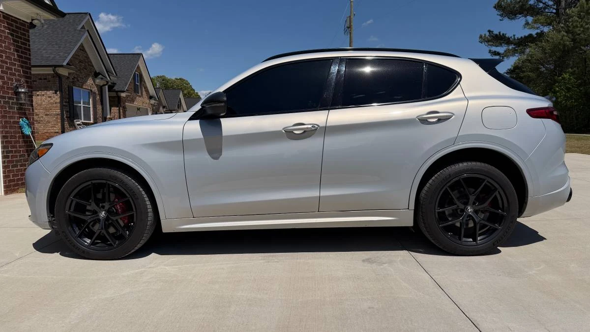 2020 Alfa Romeo Stelvio - Image 2 of 12