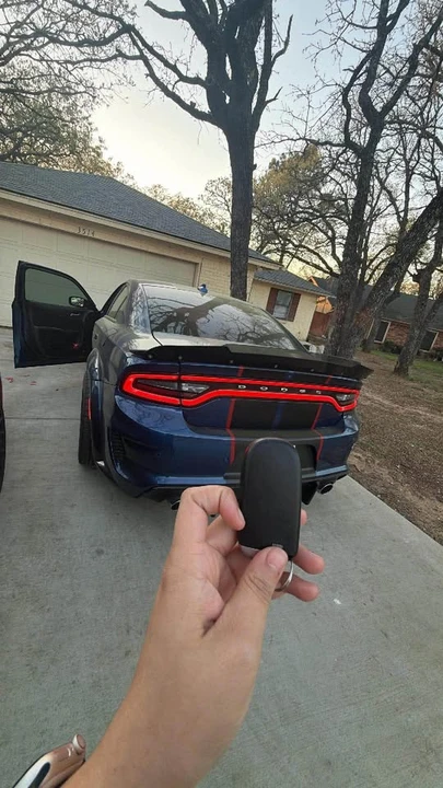 2020 Dodge Charger SRT Hellcat 7th Gen - Image 8 of 10