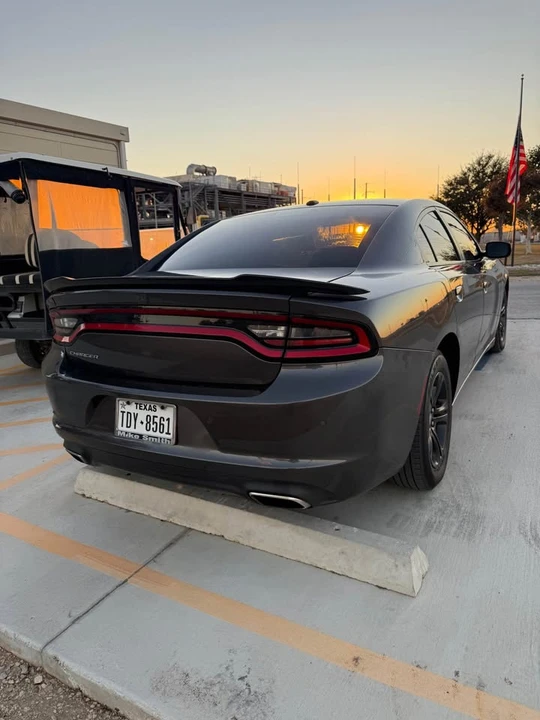 2020 Dodge Charger 7th Gen - Image 9 of 10