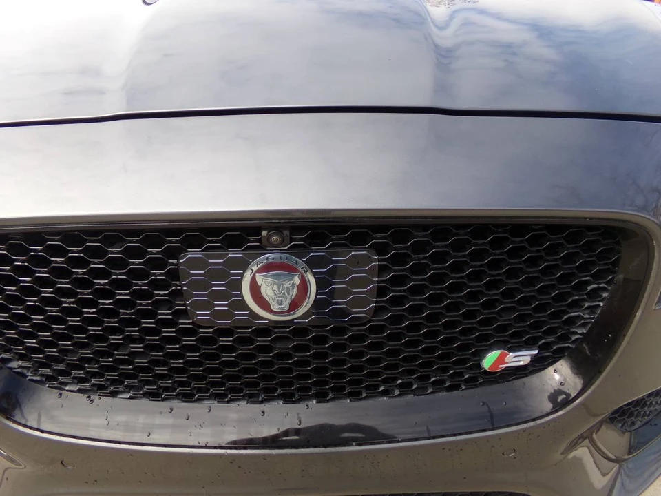 2020 Jaguar F-Pace - Image 8 of 20