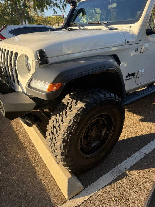 2020 Jeep JT Gladiator - Image 4 of 9