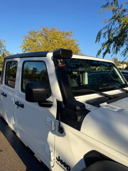 2020 Jeep JT Gladiator - Image 3 of 9