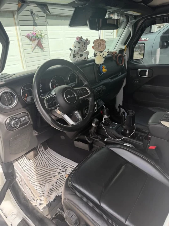 2020 Jeep JT Gladiator - Image 5 of 10
