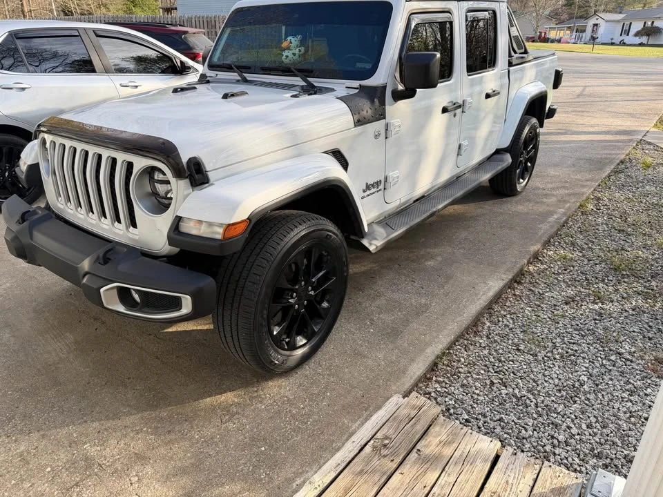 2020 Jeep JT Gladiator - Image 2 of 10