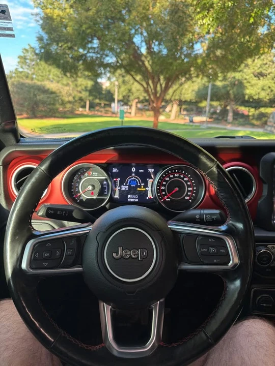 2020 Jeep JT Gladiator - Image 10 of 10
