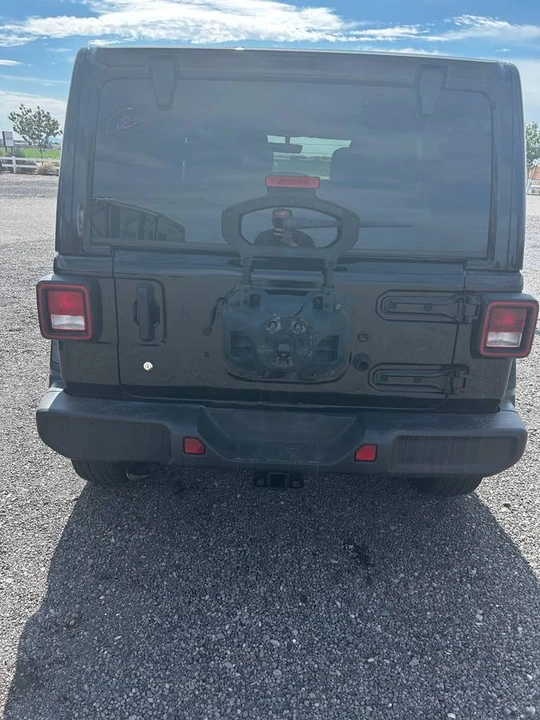 2020 Jeep JL Wrangler - Image 3 of 11