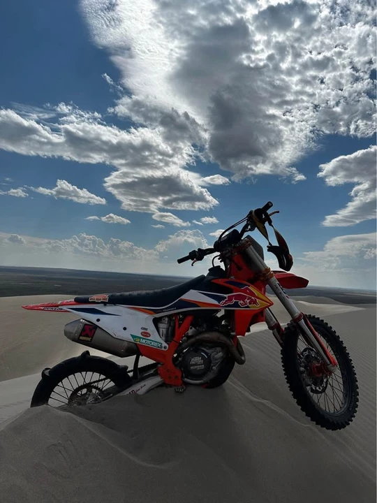 2020 KTM - Image 2 of 3