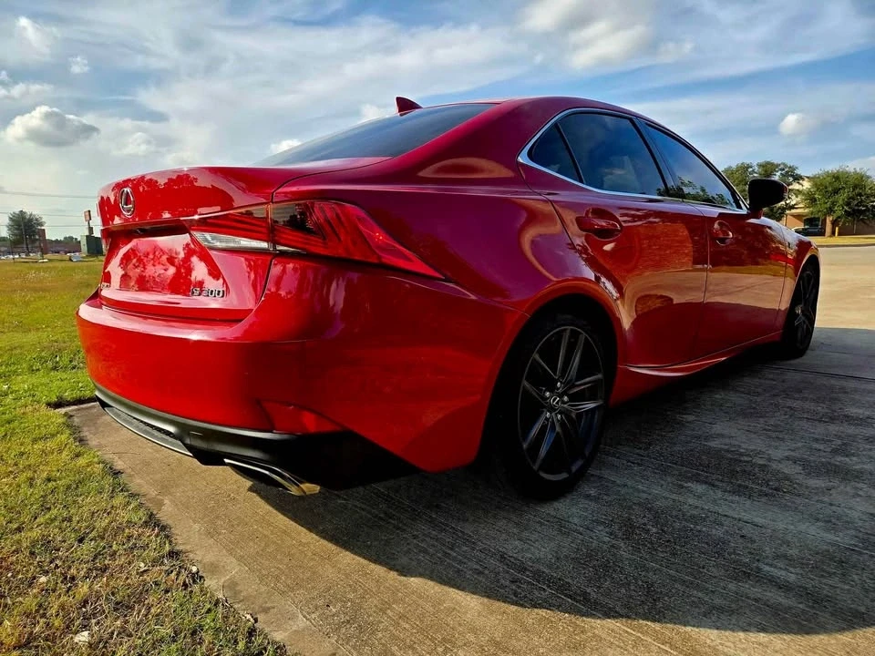2020 Lexus IS 3rd Gen - Image 4 of 9