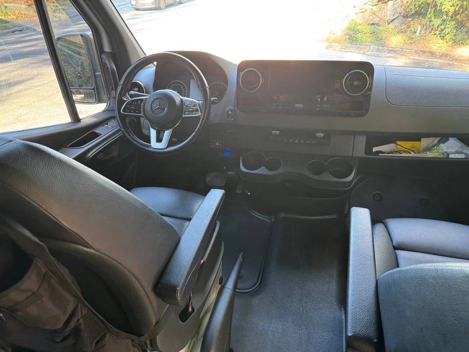 2020 Mercedes-Benz VS30 Sprinter - Image 16 of 21