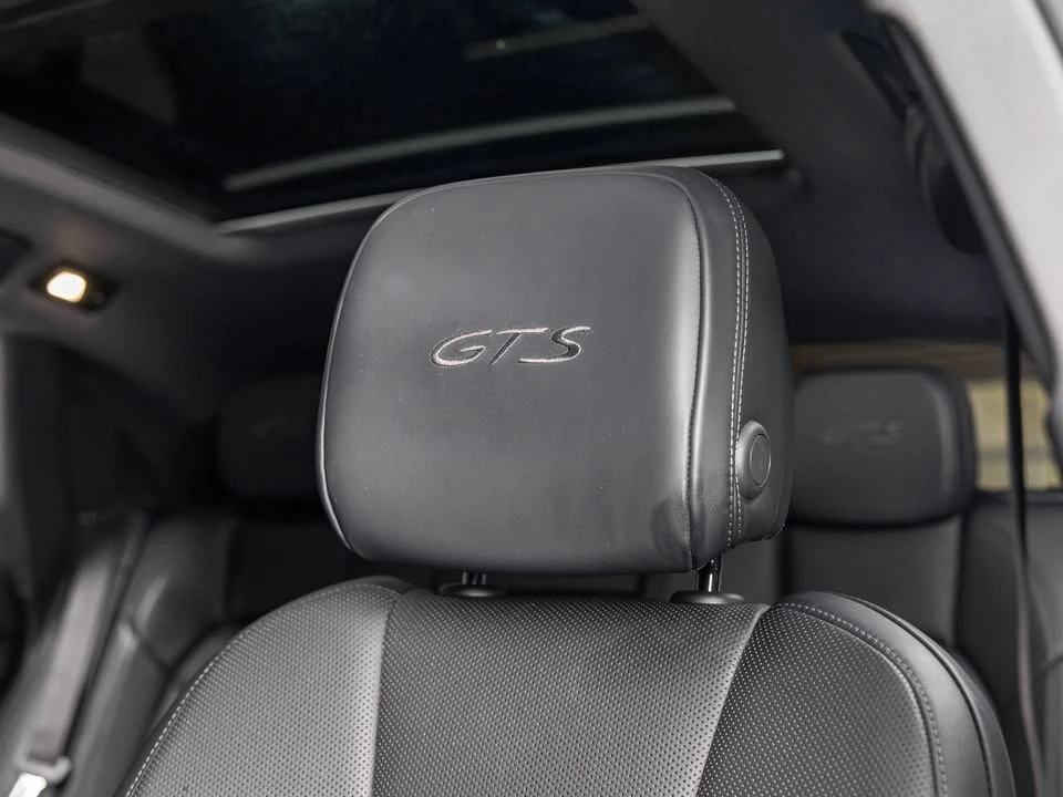 2020 Porsche Macan GTS - Image 12 of 20