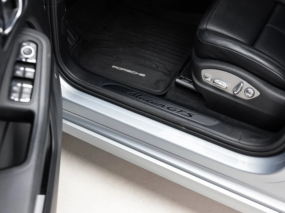 2020 Porsche Macan GTS - Image 19 of 20