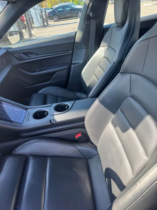 2020 Porsche Taycan 4S - Image 4 of 6