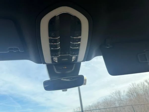 2020 Porsche Macan T - Image 19 of 19