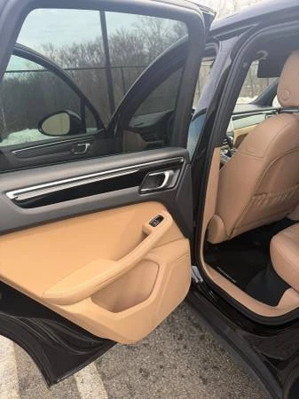 2020 Porsche Macan T - Image 7 of 19