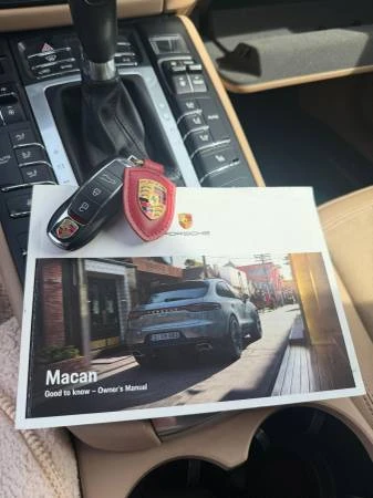 2020 Porsche Macan T - Image 14 of 19