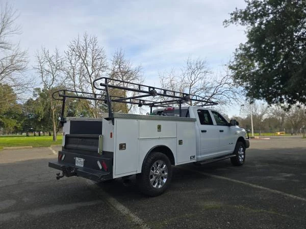 2020 Ram 3500 - Image 3 of 13