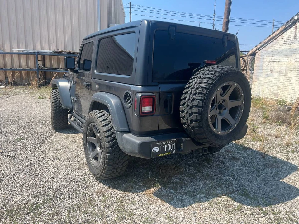 2020 Jeep JL Wrangler - Image 4 of 8
