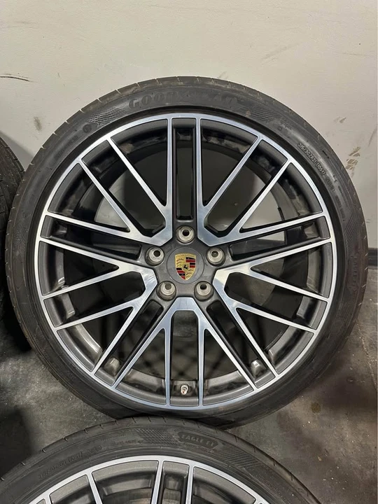2020 Porsche 992 Turbo - Image 5 of 5